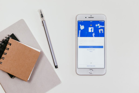 How to Support Your Favorite Brands on Facebook